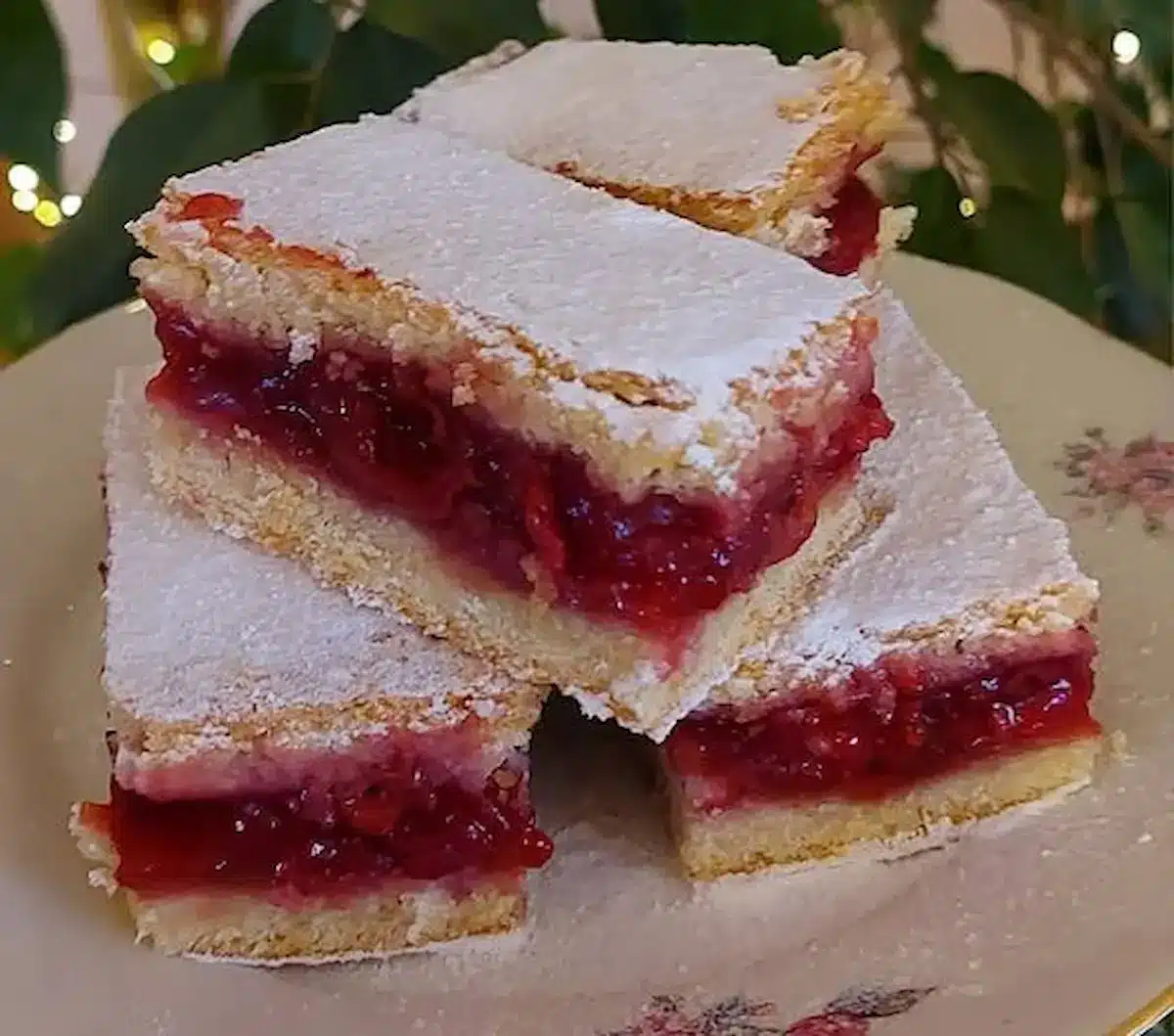 Ez a meggyes pudingos pite egyszerűen isteni finom